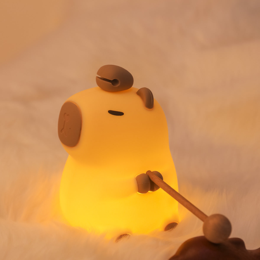 Lumozi™ Wooden Fish Capybara Squishy Night Light - Perfect Gift