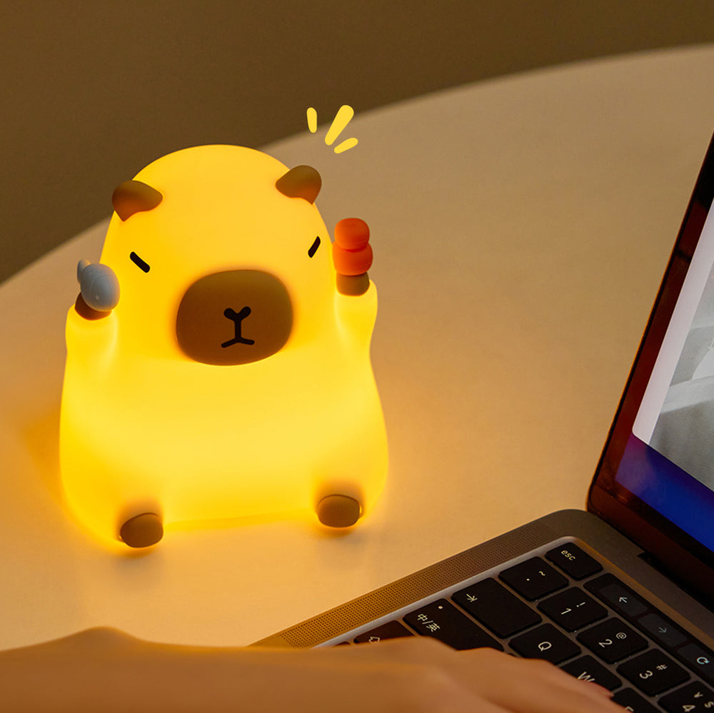 Lumozi™ Sitting Capybara Squishy Night Light - Perfect Gift